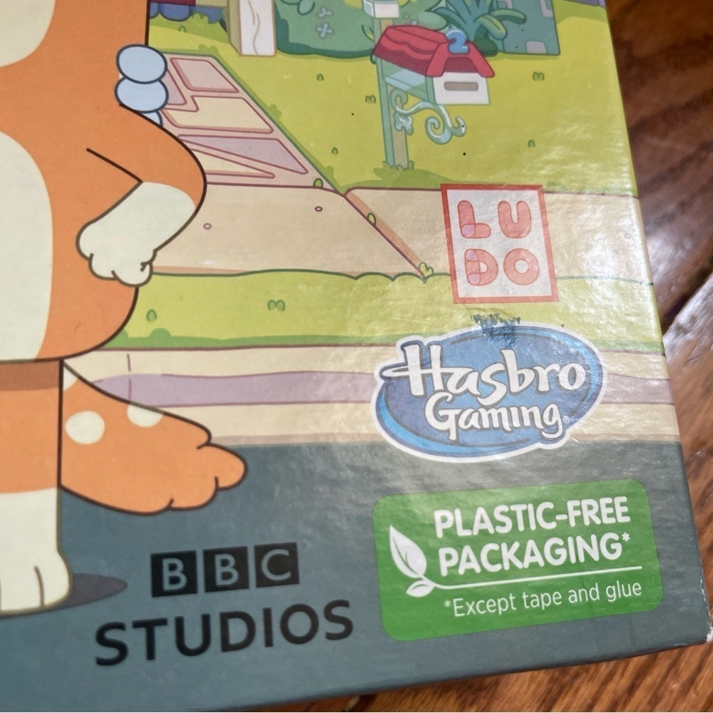 Hasbro Monopoly Junior: Bluey Edition Board Game for Kids New Open Box - Picture 7 of 11